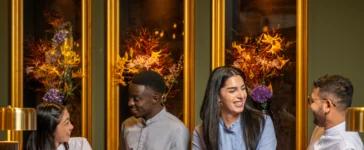 Mehr als ein Ausbildungsplatz: Leonardo Hotels überzeugt Azubis mit persönlichen Coaches und fairen Zeiten. Copyright: Sunflower Management GmbH & Co. KG